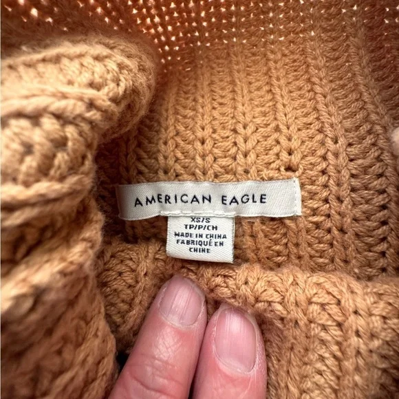 American Eagle Brown Sweater - Picture 5 of 13